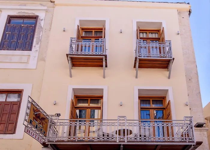 Leo Hotel